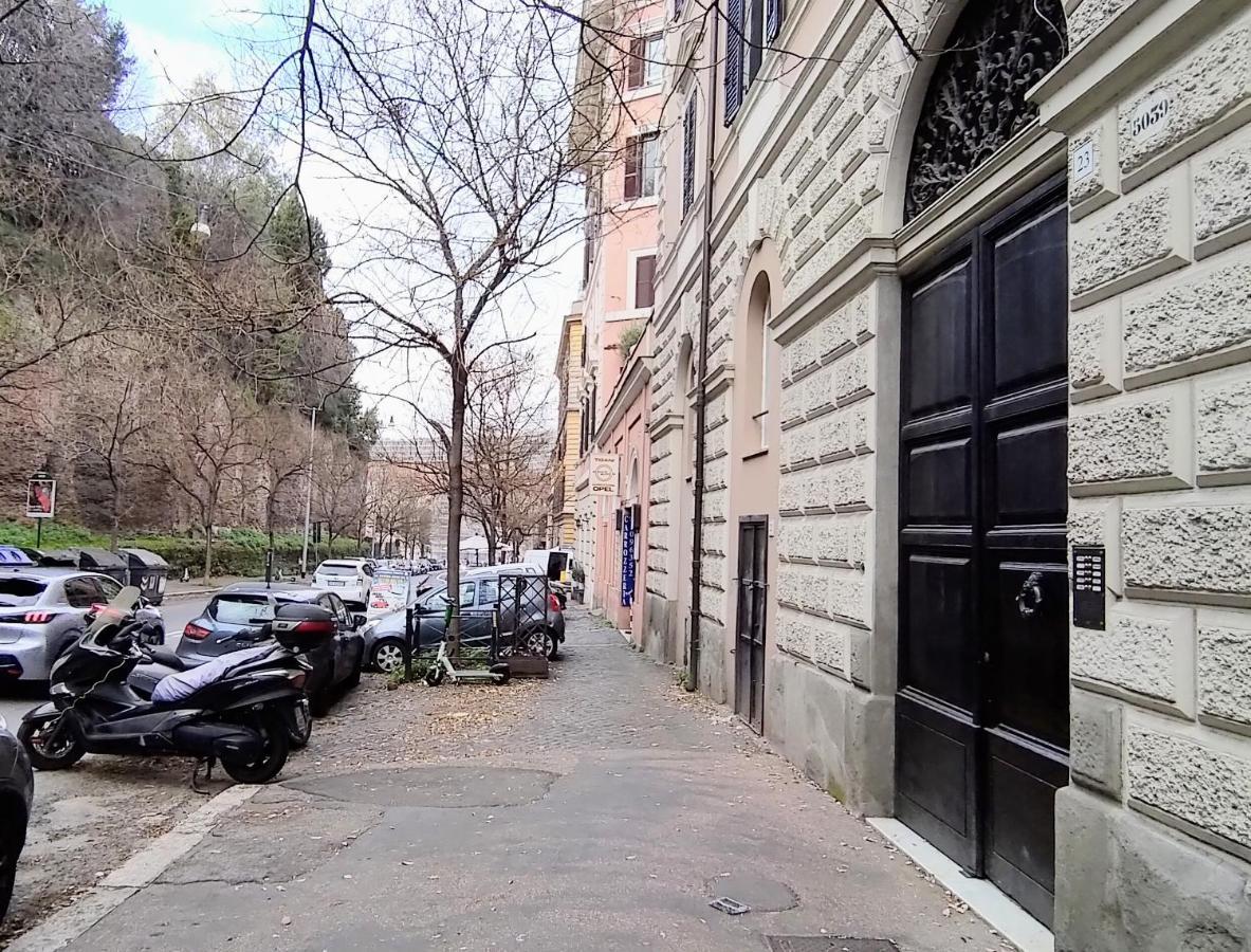 Teatime Al Colosseo Rome Exterior photo